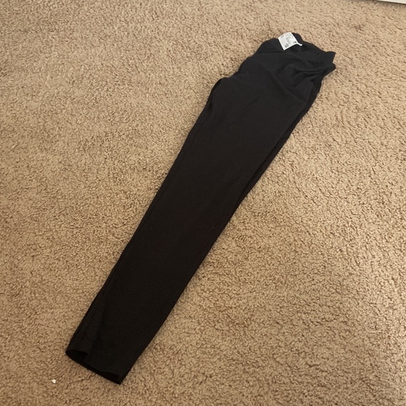 Uniqlo Heat Tech Base Layers for Kids - Picture 3 of 3